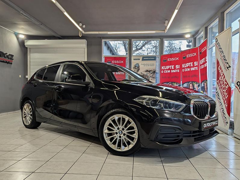 BMW Řada 1 118 i 103kW A/T, LED, LANE - fotka 1 z 23