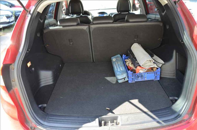 Hyundai ix35 (2014) 1,7 CRDI - fotka 19 z 20