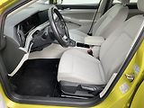 Volkswagen Golf (2020) 2.0 TDi, Life, DSG, šíbr - náhled 9