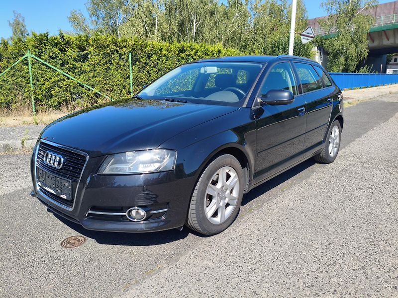 Audi A3 (2013) 1,2 TFSI 77Kw Ambition - fotka 2 z 30