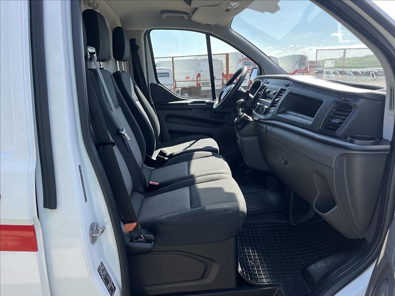 Ford Transit Custom 2,0 TDCi L1 H1 KLIMA VESTAVBA - fotka 12 z 41