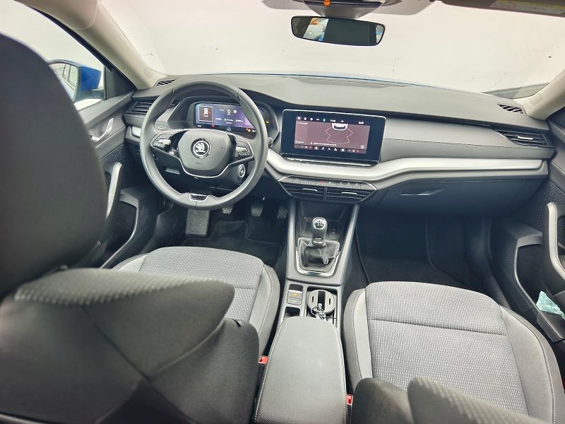 Škoda Octavia (2024) OCT.COMBI SELECTION 2,0 TDI 85 - fotka 5 z 36