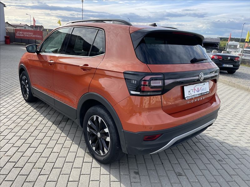 Volkswagen T-Cross 1,0 TSi 70kw Radar Klima odp. - fotka 10 z 13