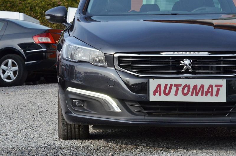Peugeot 508 (2017) SW 2.0 HDi 133kW AT / PANORAMA - fotka 7 z 27