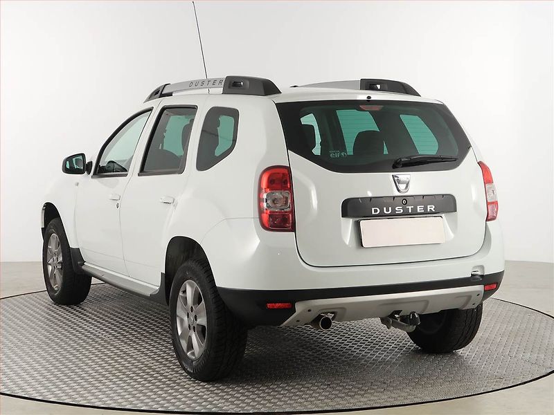 Dacia Duster (2015) 1.6 16V, Vyhř. sedaček - fotka 4 z 17