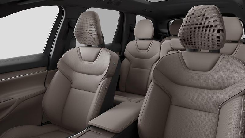 Volvo EX90 (2026) TWIN MOTOR AWD ULTRA 7míst - fotka 8 z 11