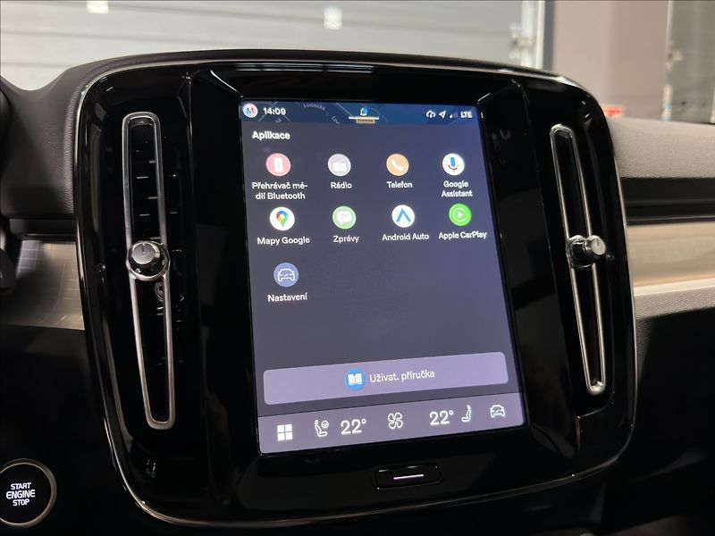 Volvo XC40 (2026) 2,0 B4  Ultra - fotka 21 z 33