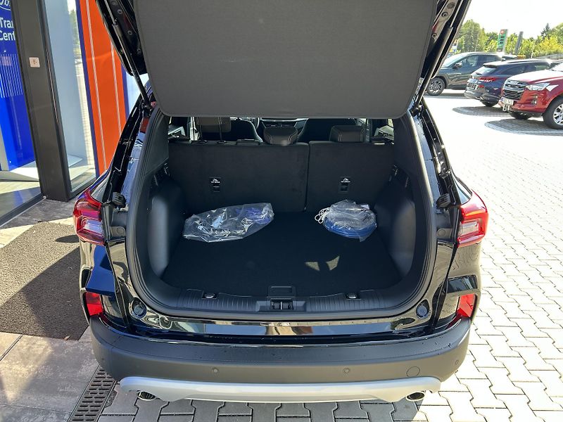 Ford Kuga Top Edition 2.5 PHEV 178kW - fotka 10 z 38