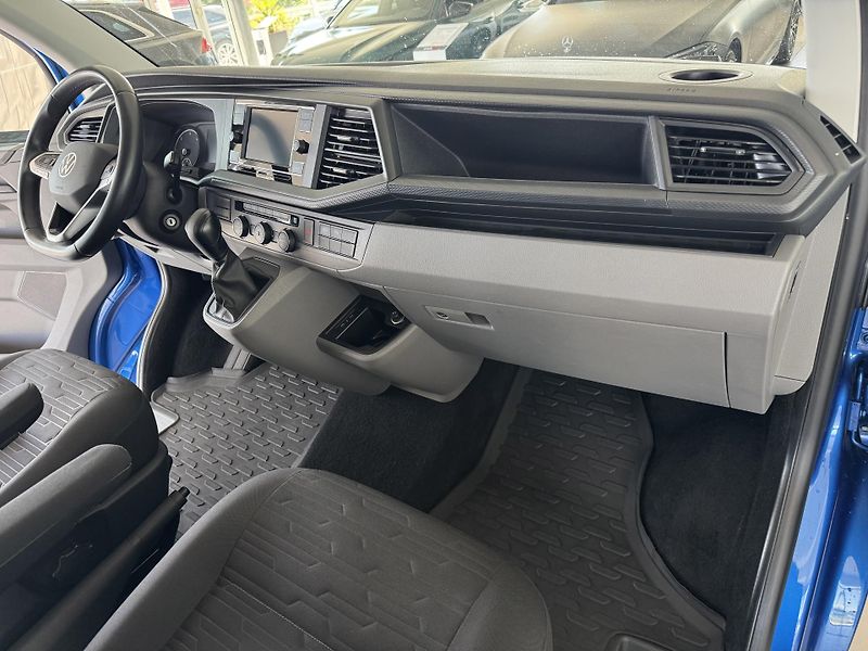 Volkswagen Caravelle 2,0TDI DSG*LONG*REZERVACE! - fotka 11 z 34