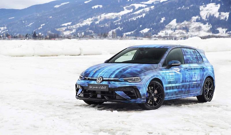 Volkswagen Golf R na akci Ice Race