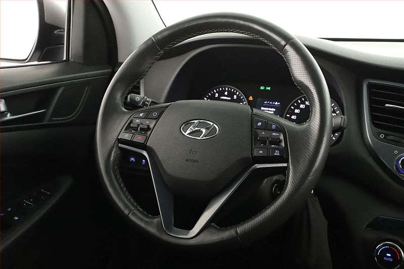 Hyundai Tucson (2017) 1.6 T-GDI, ČR,1.maj - fotka 8 z 14