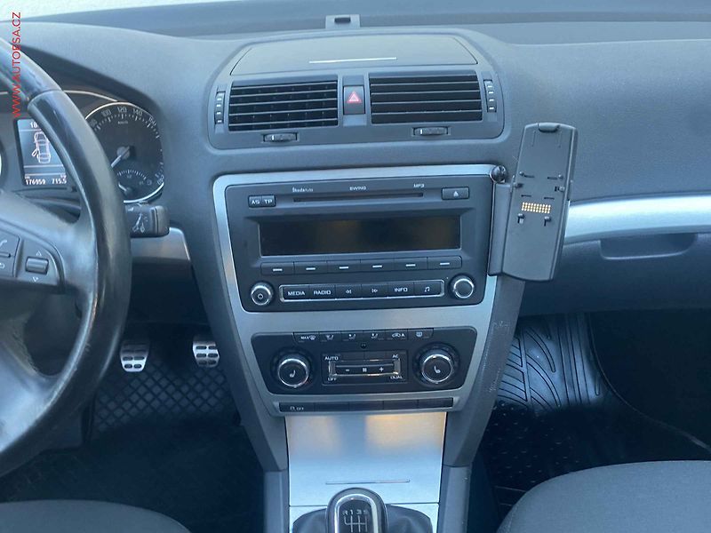 Škoda Octavia (2013) 2.0 TDi 4x4, Scout - fotka 12 z 17