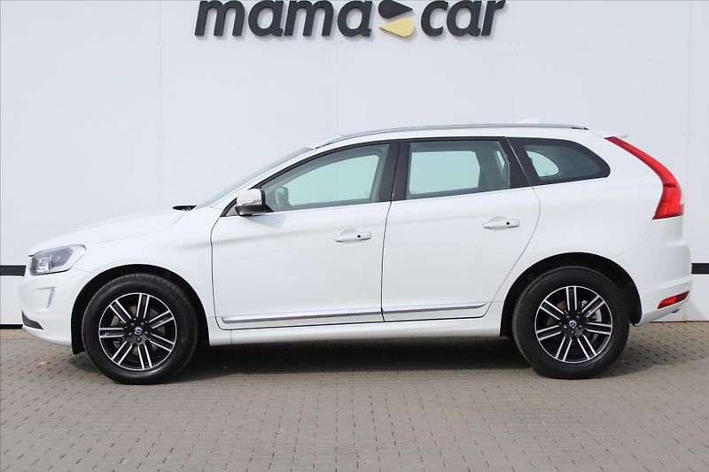 Volvo XC60 2.4 D4 140kW SUMMUM - fotka 4 z 27