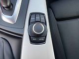 BMW Řada 3 (2018) 1.5i 318i, ČR, Advantage - náhled 17