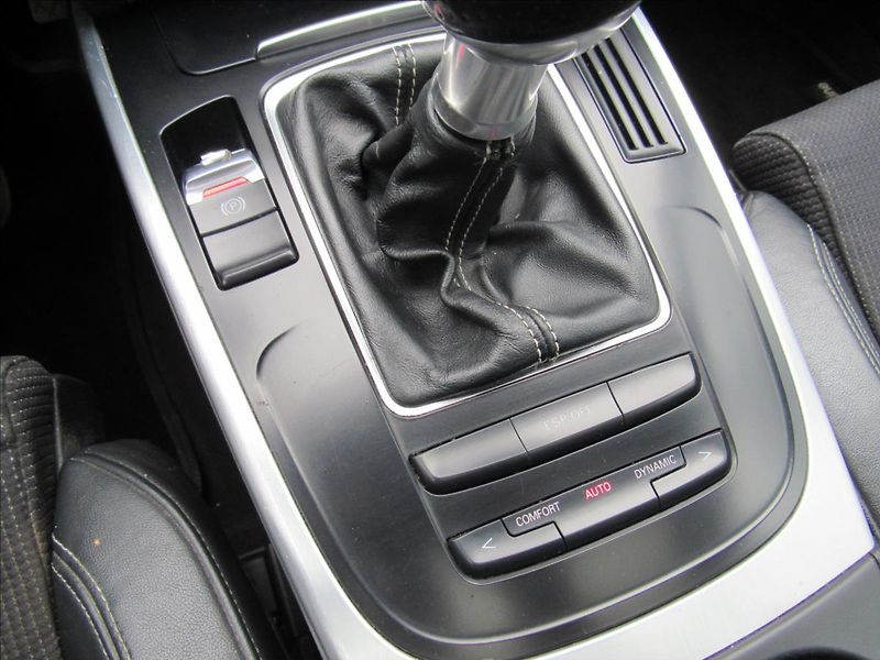 Audi A5 3,0 TDi 176kW Manuál Quattro - fotka 18 z 30