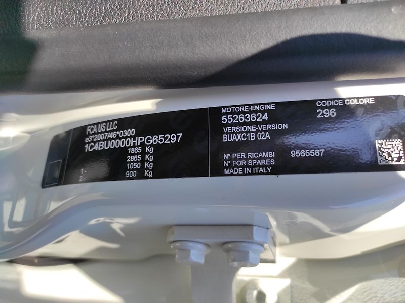 Jeep Renegade 1.4MultiAir, Limited, Tempomat - fotka 33 z 48
