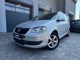 Volkswagen Touran (2008) 1.9 TDi, DUAL KLIMA, TAŽNÉ - náhled 1