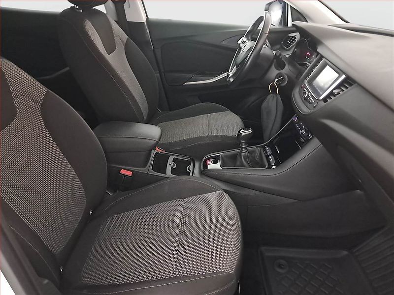 Opel Grandland X (2020) 1.2 Turbo, ČR,1.maj - fotka 9 z 16