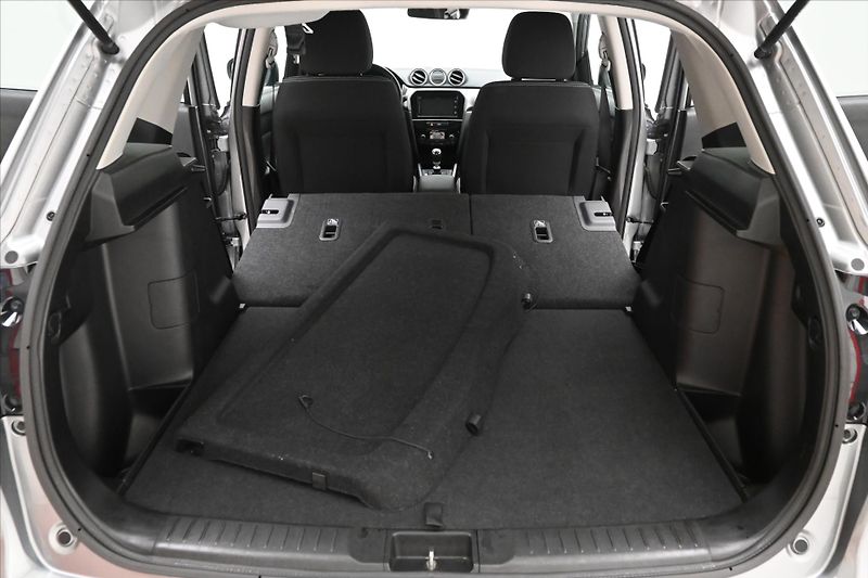 Suzuki Vitara 1,4 HYBRID 95kW Active Záruka - fotka 11 z 29