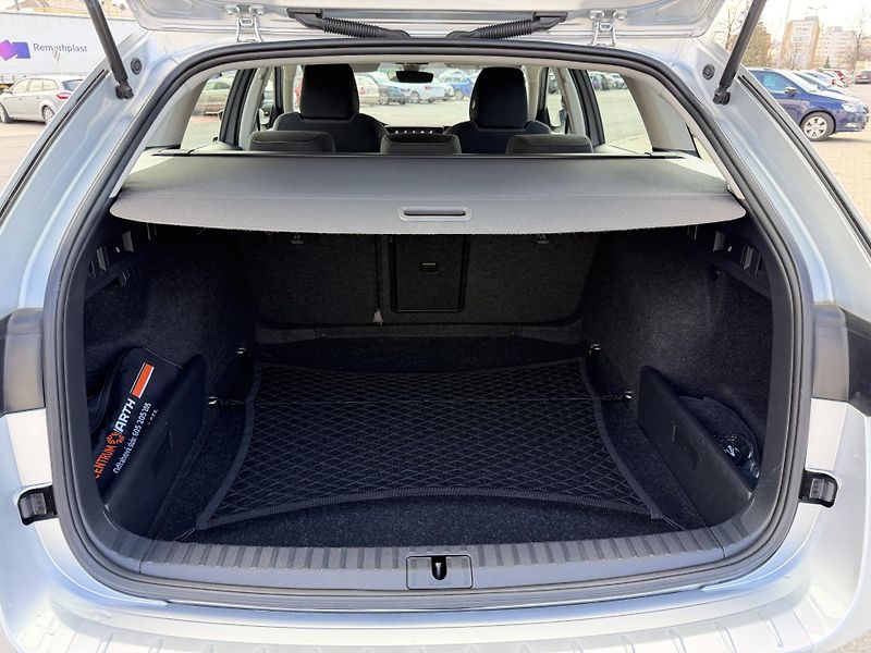 Škoda Octavia 1,5 TSi/110kW DSG e-TEC STYLE - fotka 63 z 80