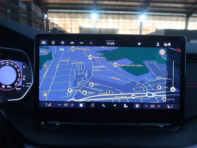 Škoda Octavia (2025) RS 2.0 TSI, RS, Navigace - fotka 18 z 23