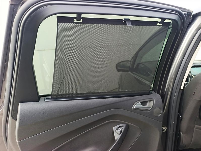 Ford C-MAX 1,5 TDCi Kamera Navi Tempomat - fotka 31 z 34