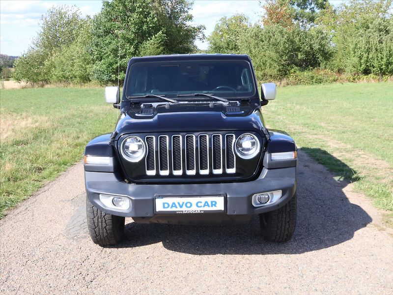 Jeep Wrangler 2.1 CRD 147kW Aut. Unlimited - fotka 2 z 28