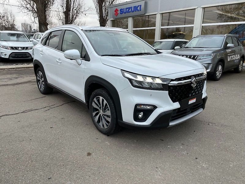 Suzuki S-Cross 4x4 Elegance - fotka 1 z 6
