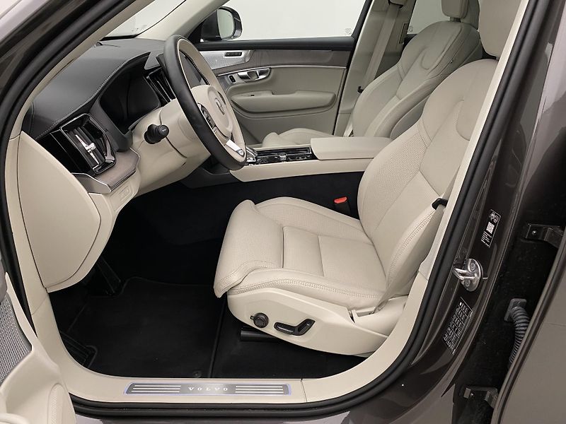 Volvo XC90 T8 AWD RECHARGE BRIGHT PLUS 7m - fotka 3 z 68