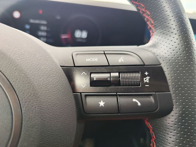 Hyundai Tucson 1.6 T-GDI/118kW DCT N-Line - fotka 28 z 34