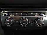 Volkswagen Tiguan (2017) 2.0 TDI, Automat, Navi - náhled 17