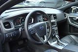 Volvo V60 (2013) PLUG-IN-HYBRID,2.4D6,AWD,158kW - náhled 39