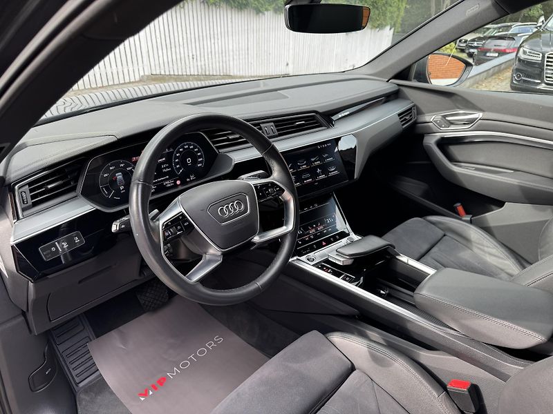 Audi e-tron E-TRON-300KW-SPORTBACK-R21 - fotka 11 z 34