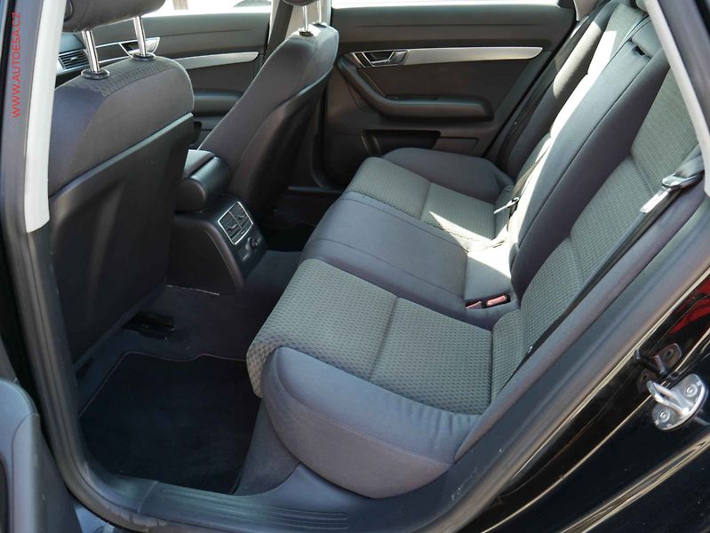 Audi A6 (2006) 2.0TDI, ČR, servis.kniha - fotka 10 z 18