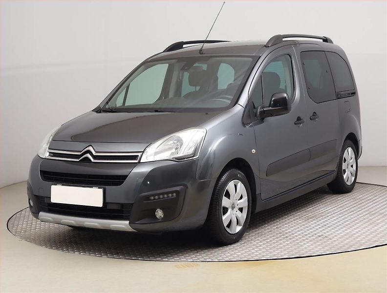 Citroën Berlingo (2015) XTR 1.6 BlueHDi, 5Míst, ČR - fotka 2 z 15