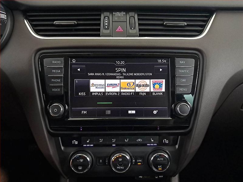 Škoda Octavia (2016) Laurin&Klement 2.0 TDI, 4X4 - fotka 12 z 23
