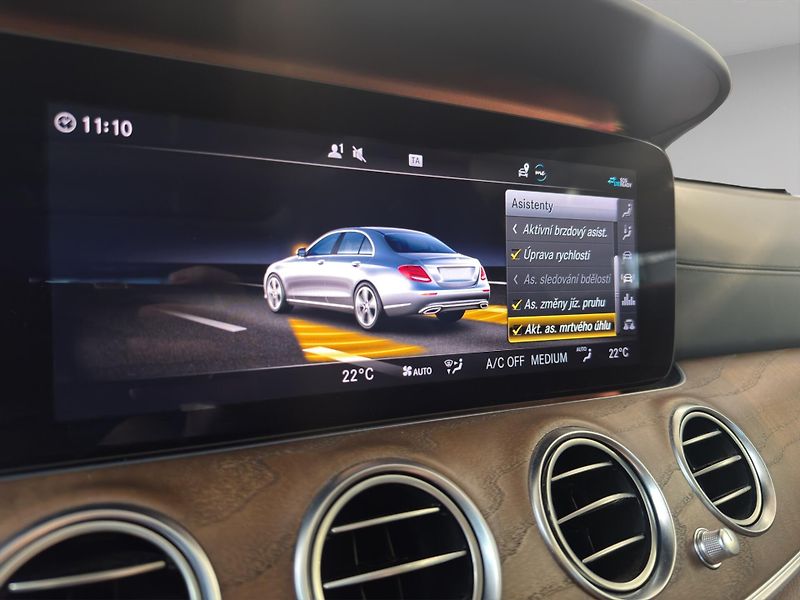 Mercedes-Benz Třídy E (2019) E53 AMG 4MATIC+ - fotka 18 z 27