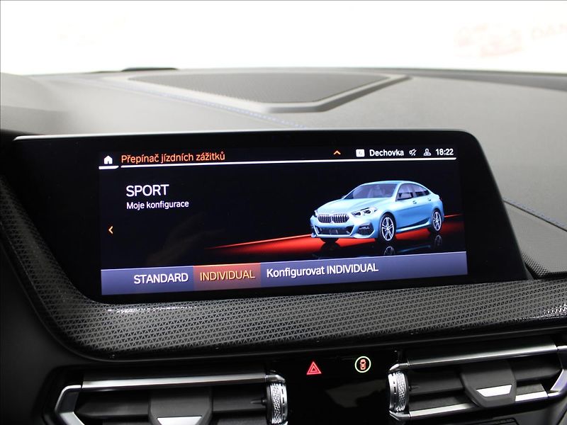 BMW Řada 2 1,5 218i Gran Coupe M Sport - fotka 25 z 37