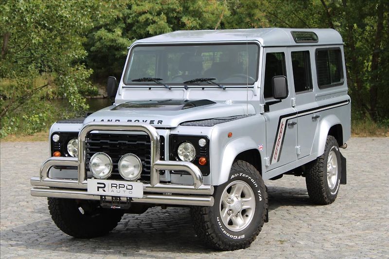 Land Rover Defender 110 2.4 TD4 90kW / PUMA / CZ - fotka 1 z 38