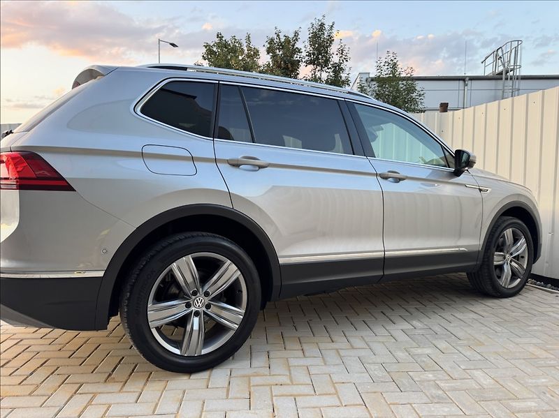 Volkswagen Tiguan Allspace 2,0 TDI DSG 4MOT HIGHLINE ČR - fotka 17 z 50