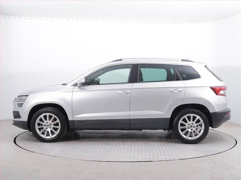 Škoda Karoq (2020) Style 1.5 TSI - fotka 3 z 22