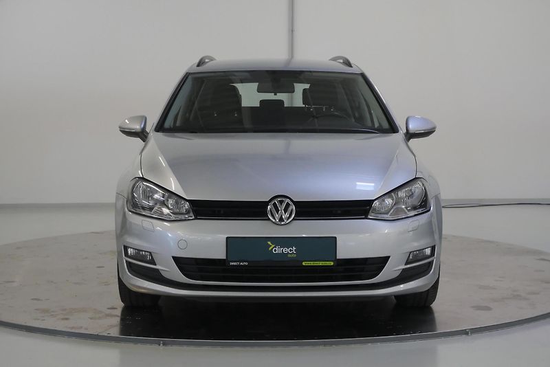 Volkswagen Golf - fotka 4 z 29
