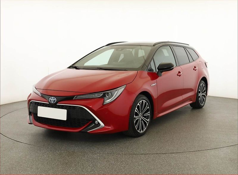 Toyota Corolla (2020) 1.8 Hybrid - fotka 2 z 17