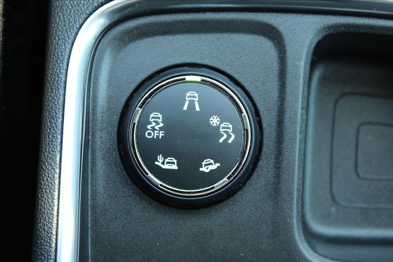 Opel Grandland X 1,5 CDTi  1.MAJ,A/T,INNOVATION - fotka 18 z 42
