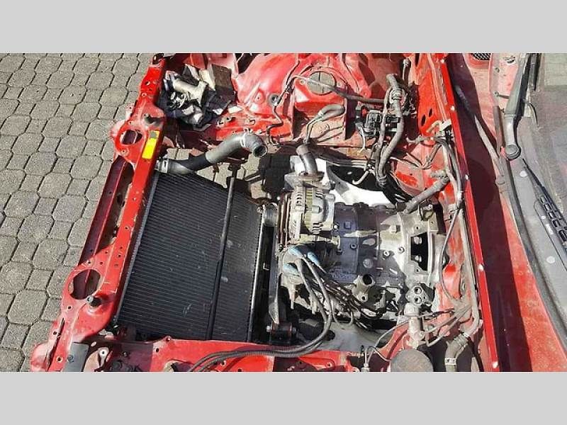 Pouze 90 koní může stačit na pokoření Ferrari