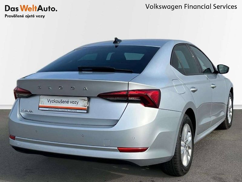 Škoda Octavia (2020) Ambition 1.5 TSI - fotka 2 z 20