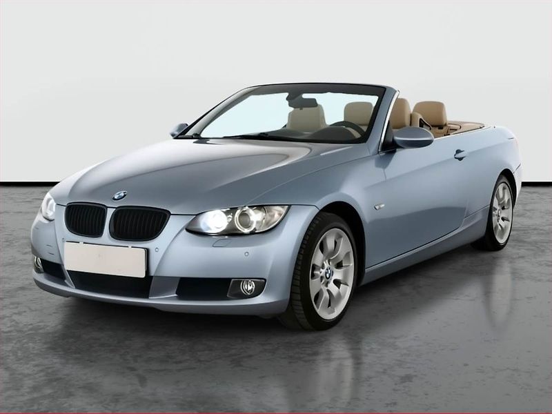 BMW Řada 3 (2009) 330 d, Automat, Kůže - fotka 2 z 18