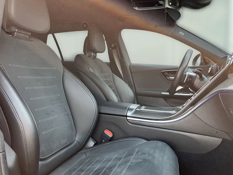 Mercedes-Benz Třídy C 300 de 4MATIC kombi EQ AMG Nig - fotka 16 z 18