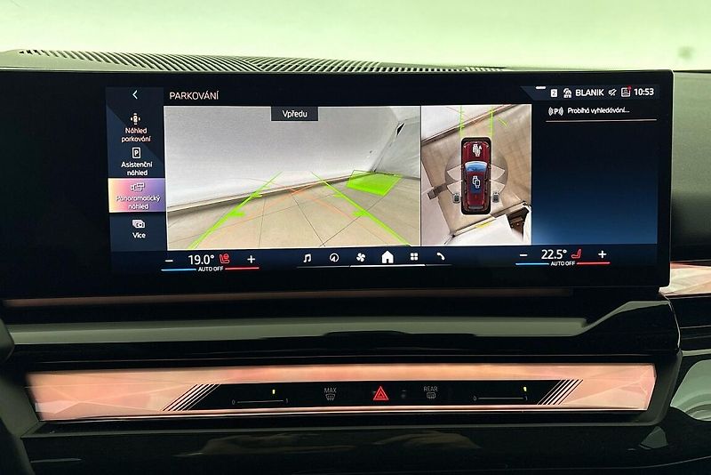 BMW Řada 5 řady 5 | 520d xDrive - fotka 18 z 24