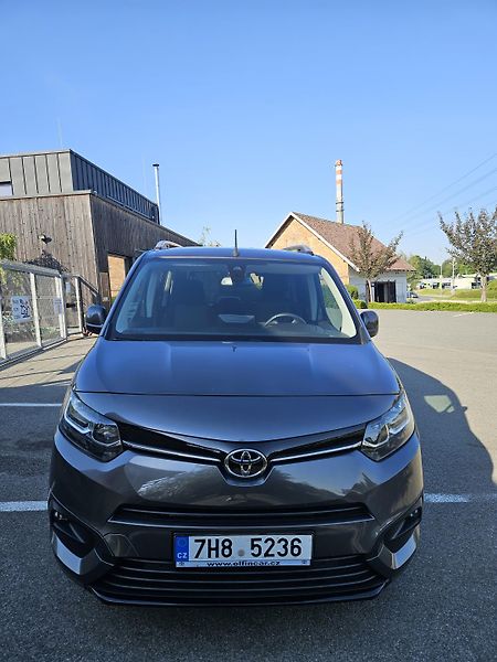 Toyota ProAce City Verso (2021) Long 7 míst, automat, v záruce - fotka 2 z 14